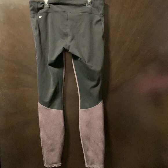 FABLETICS Power hold women’s work out leggings - size L - Picture 3 of 10